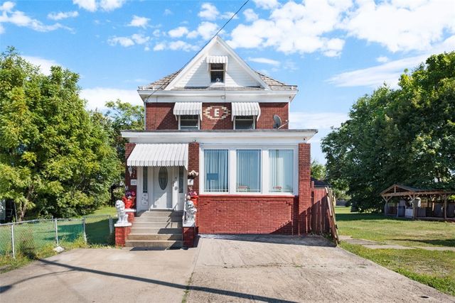 254 Ridge Ave, New Kensington, PA 15068