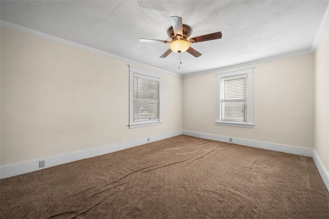 254 Ridge Ave, New Kensington, PA 15068