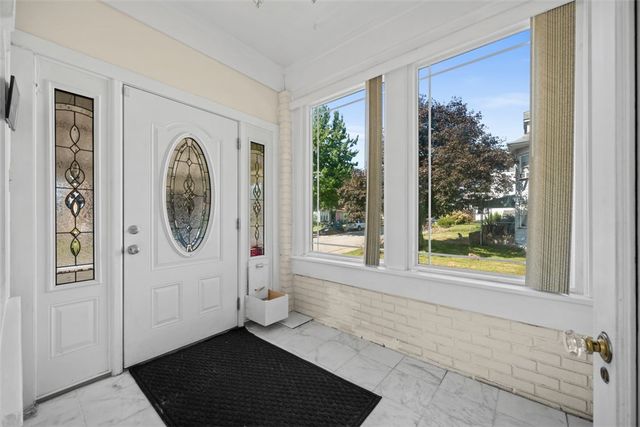 254 Ridge Ave, New Kensington, PA 15068