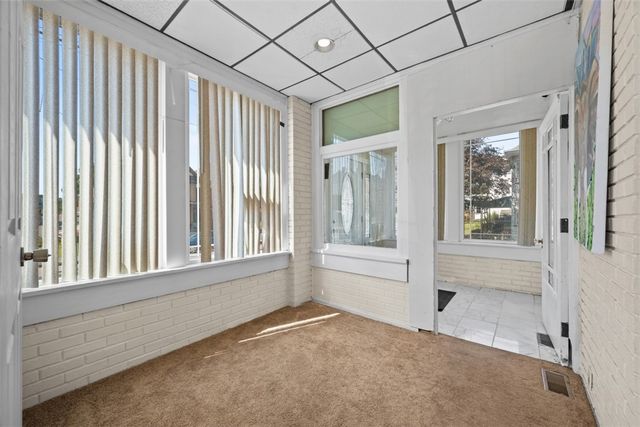 254 Ridge Ave, New Kensington, PA 15068