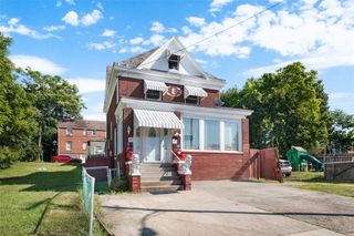 254 Ridge Ave, New Kensington, PA 15068
