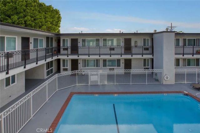 441 Burchett 110, Glendale, CA 91203