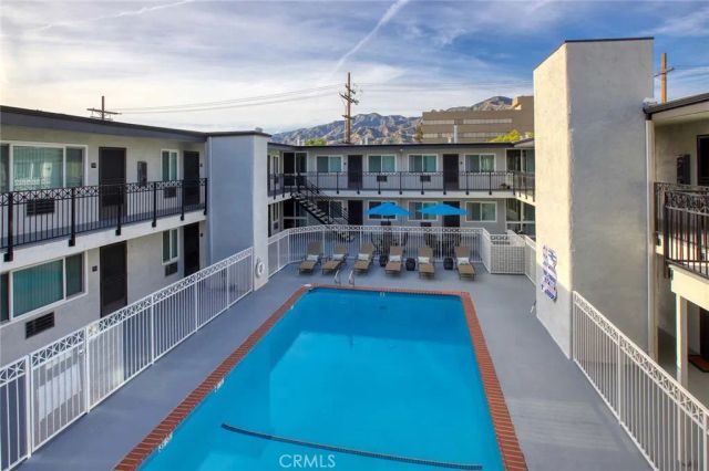 441 Burchett 110, Glendale, CA 91203