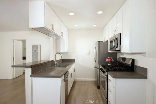 441 Burchett 110, Glendale, CA 91203