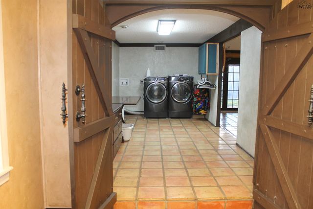 2813 LAMBETH WAY, Wichita Falls, TX 76309