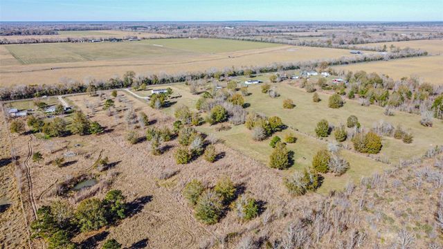 1889 County Road 2068, Hull, TX 77564