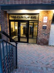 100 Clinton Avenue 2E, Mineola, NY 11504