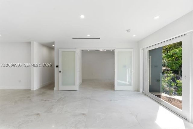 291 E Shore Dr E 0, Miami, FL 33133