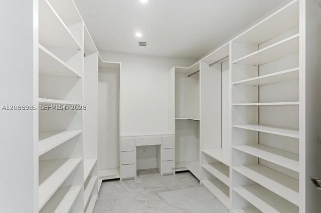 291 E Shore Dr E 0, Miami, FL 33133