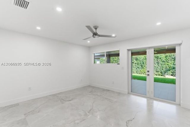 291 E Shore Dr E 0, Miami, FL 33133