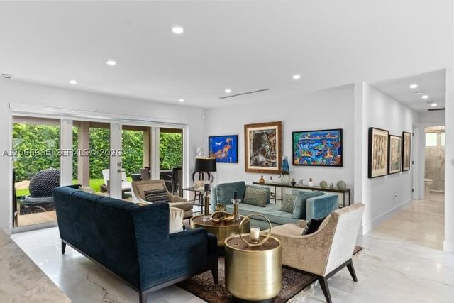 291 E Shore Dr E 0, Miami, FL 33133