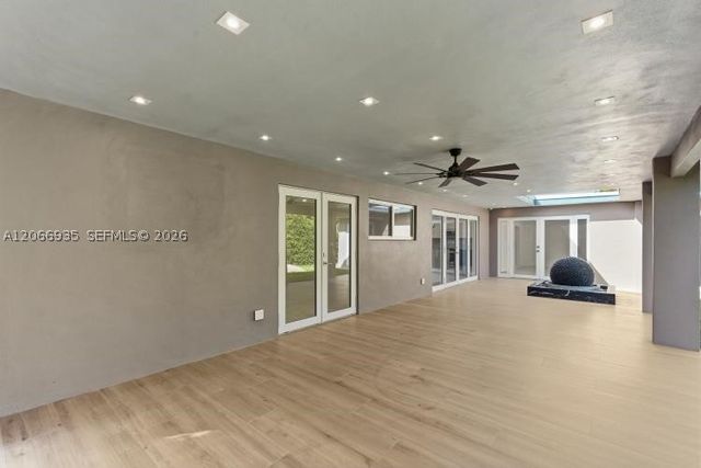 291 E Shore Dr E 0, Miami, FL 33133