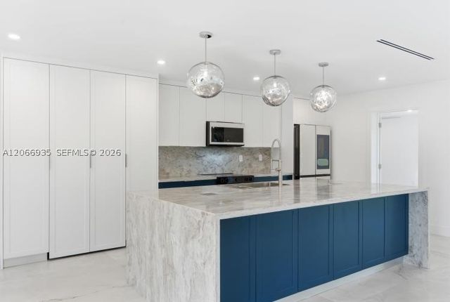 291 E Shore Dr E 0, Miami, FL 33133