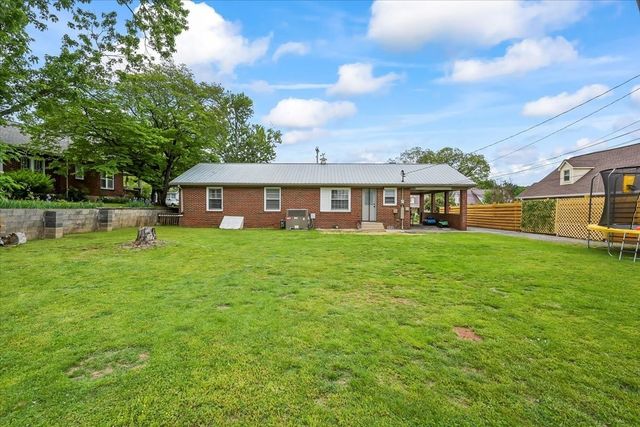 635 N Spring St, Mcminnville, TN 37110