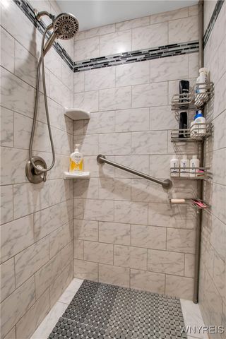 2850 Amsdell Road 1, Hamburg, NY 14075