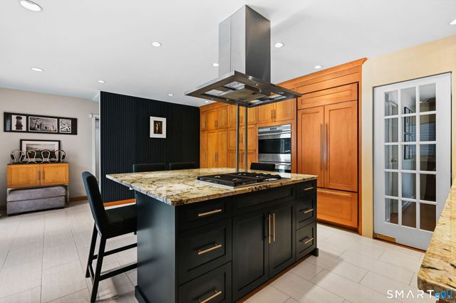 15 Four Brooks Circle, Stamford, CT 06903