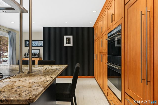 15 Four Brooks Circle, Stamford, CT 06903