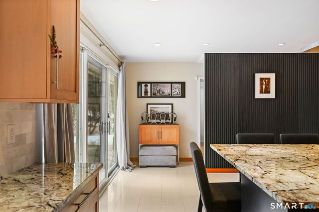 15 Four Brooks Circle, Stamford, CT 06903