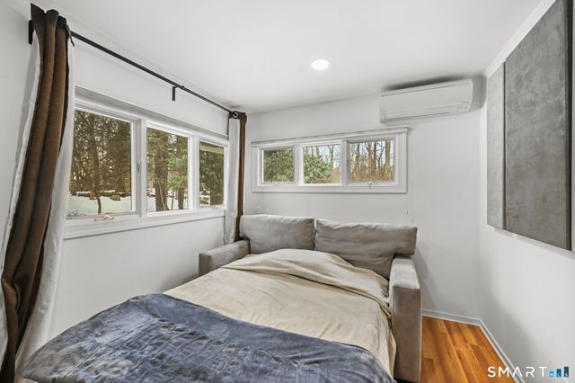 15 Four Brooks Circle, Stamford, CT 06903