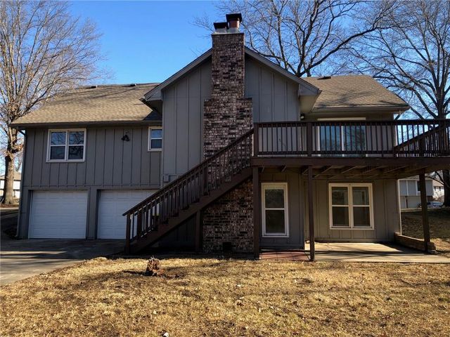 6012 Woodside Avenue, Kansas City, MO 64133