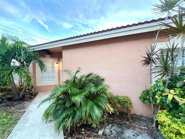 9846 Kamena Circle, Boynton Beach, FL 33436