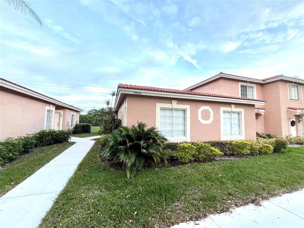 9846 Kamena Circle, Boynton Beach, FL 33436