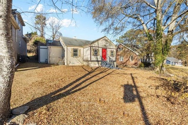 2009 Baker Road NW, Atlanta, GA 30318