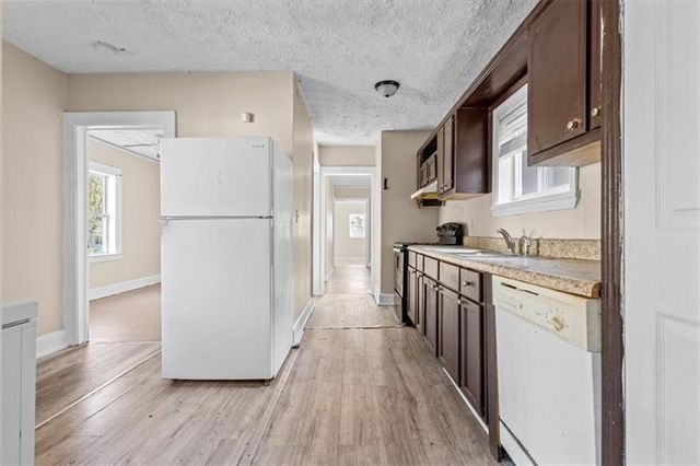 2009 Baker Road NW, Atlanta, GA 30318