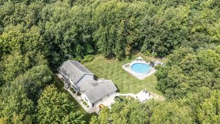 5856 Windingwood Drive, Kalamazoo, MI 49009