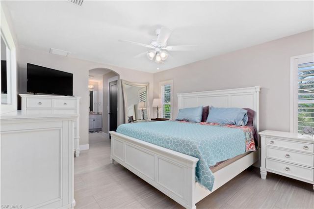 3425 SE 4th AVE, Cape Coral, FL 33904