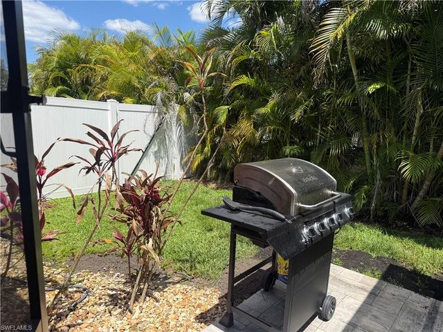 3425 SE 4th AVE, Cape Coral, FL 33904