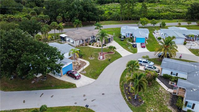 19876 Frenchmans CT, North Fort Myers, FL 33903