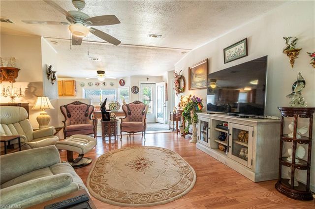 19876 Frenchmans CT, North Fort Myers, FL 33903