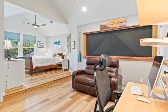 959 Kennings Road, Crosby, TX 77532