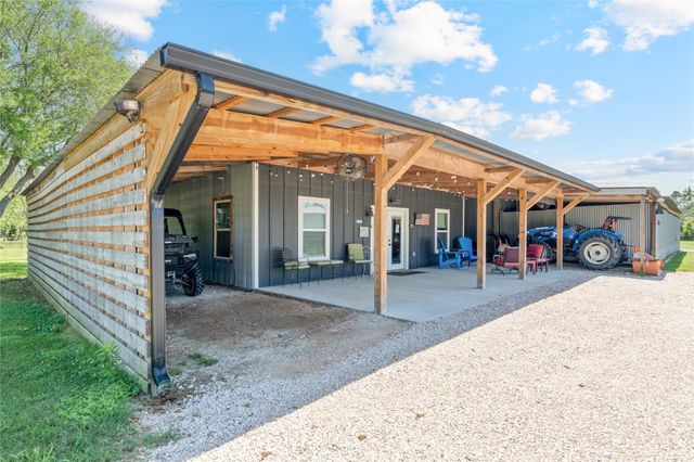 959 Kennings Road, Crosby, TX 77532