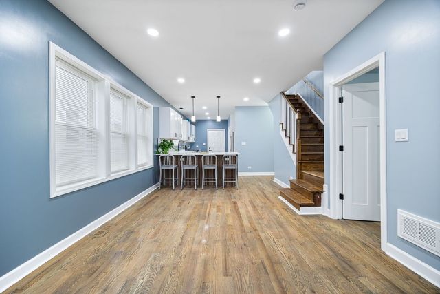 1132 N Waller Avenue, Chicago, IL 60651