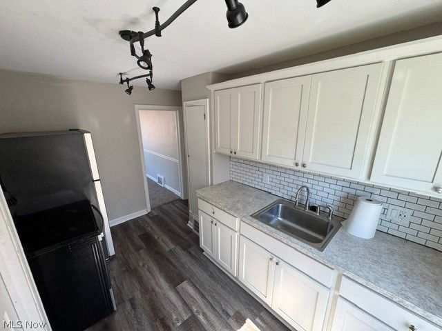 1811 E 291st Street, Wickliffe, OH 44092