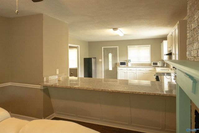 1050 Old Gurley Pike, New Hope, AL 35760