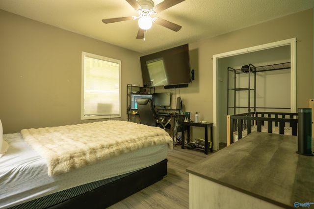 1050 Old Gurley Pike, New Hope, AL 35760