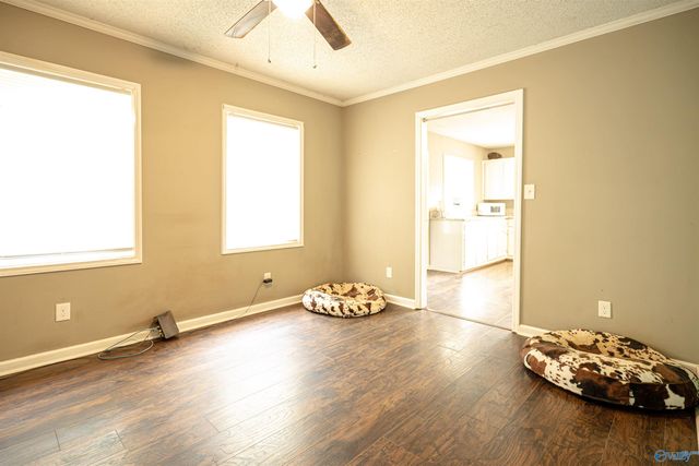 1050 Old Gurley Pike, New Hope, AL 35760