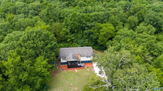 1050 Old Gurley Pike, New Hope, AL 35760