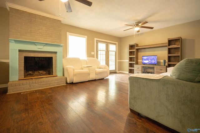 1050 Old Gurley Pike, New Hope, AL 35760