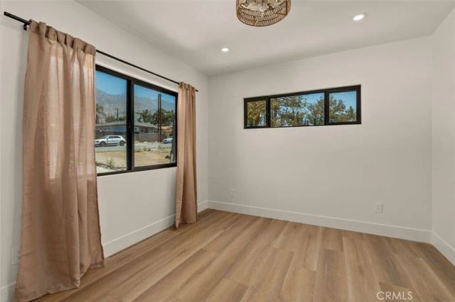 32 W Las Flores Drive, Altadena, CA 91001
