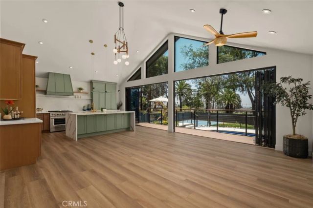 32 W Las Flores Drive, Altadena, CA 91001