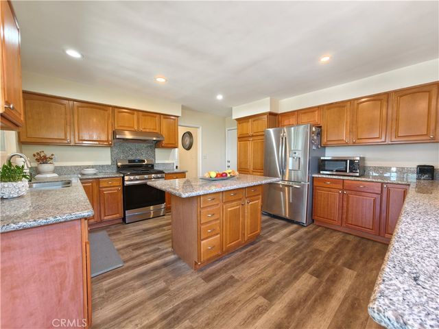 660 S Bradshawe Avenue, Monterey Park, CA 91754