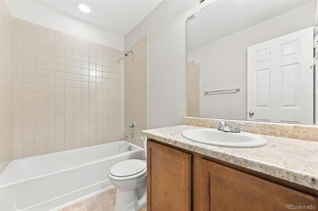 25562 E Cedar Place, Aurora, CO 80018