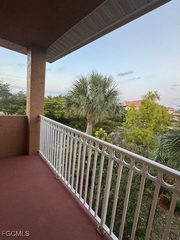 15605 Ocean Walk CIR 301, Fort Myers, FL 33908