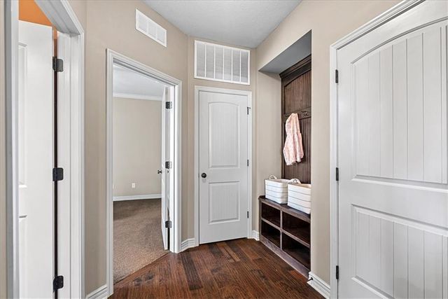 11307 W 158th Terrace, Overland Park, KS 66221