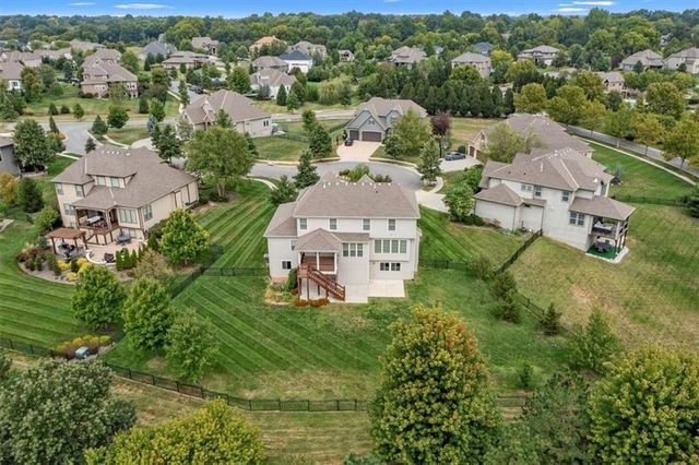 11307 W 158th Terrace, Overland Park, KS 66221