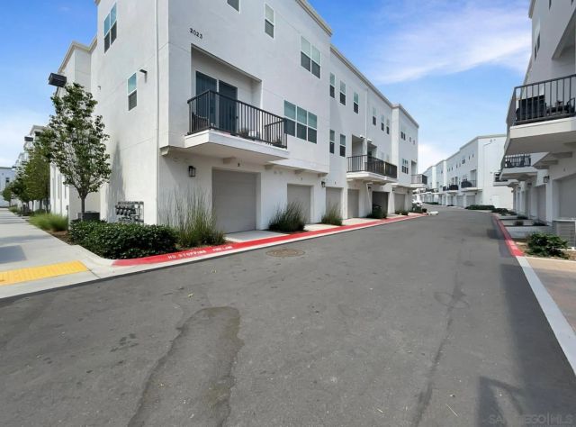 2023 Luzon Ln 6, Chula Vista, CA 91915